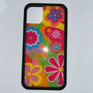 WildFlower iPhone 11 case